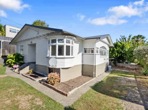 2 Alfred Street, Nelson South