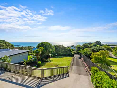 3 Edwin Mitchelson Road, Muriwai