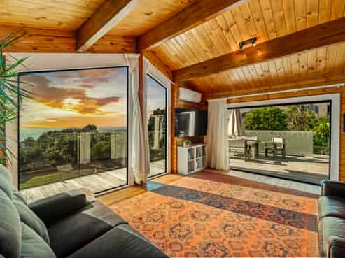 3 Edwin Mitchelson Road, Muriwai