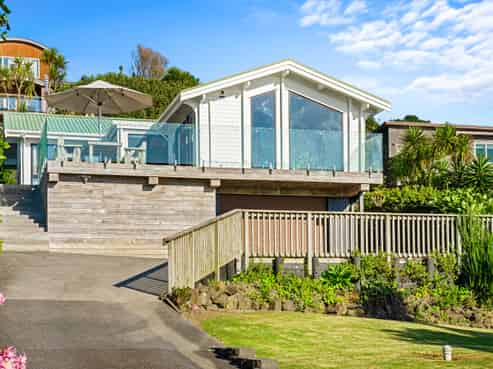 3 Edwin Mitchelson Road, Muriwai