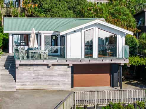3 Edwin Mitchelson Road, Muriwai