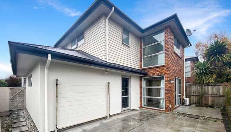 1/90 Huxley Street, Sydenham