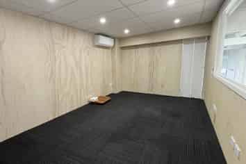 175sqm Warehouse + Office Space