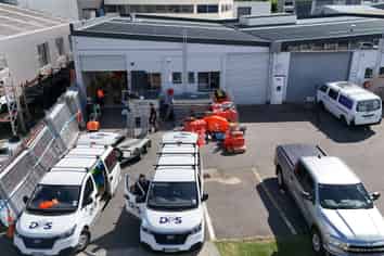 175sqm Warehouse + Office Space