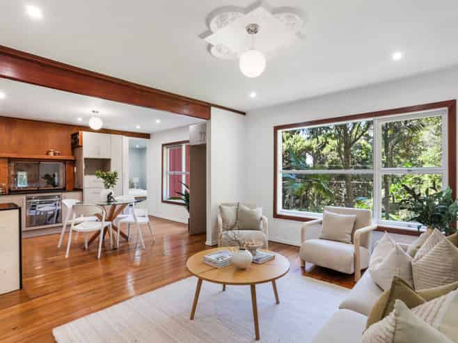 12 Kauri Loop Road, Oratia