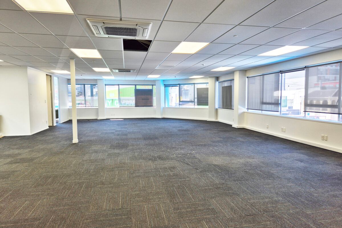 Office in High‑Profile Cuba Corner Location - Aanzicht 5