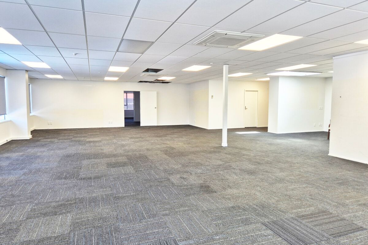 Office in High‑Profile Cuba Corner Location - Aanzicht 3
