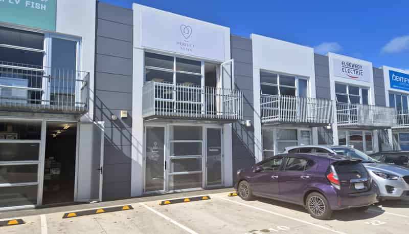 7&9/31 Stevens Street, Waltham