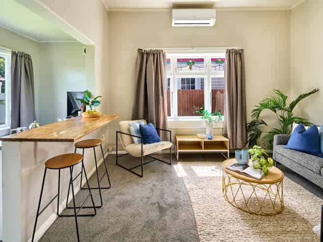 26 Bristol Square, Hutt Central