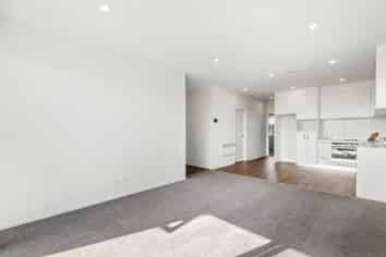 207/38D Fraser Avenue, Northcote