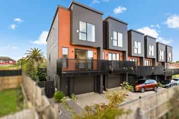 8F Delemere Place, Glen Innes