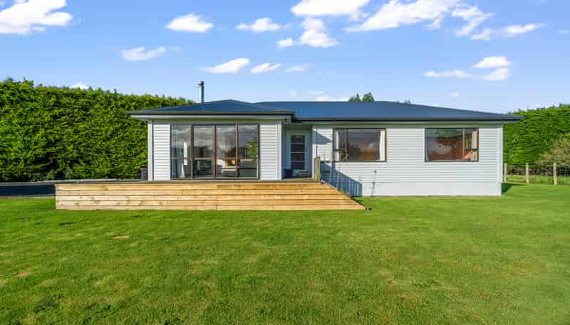 23 Tussock Creek Grove Bush Road, Grove Bush