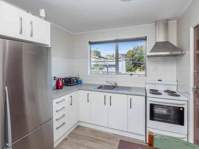 42A Livingstone Avenue, Nawton