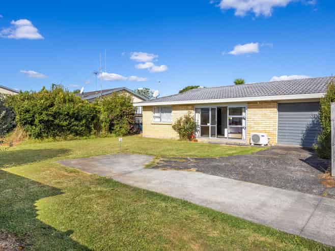42A Livingstone Avenue, Nawton