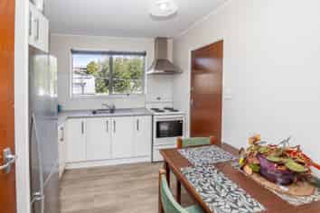 42A Livingstone Avenue, Nawton