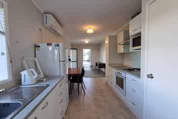 28a Hillside Crescent, Leigh