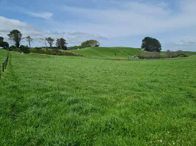 0n Upper Stuart Road, Eltham