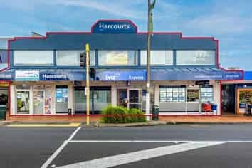 Top floor above Harcourts available now 