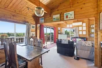 365 Centaurus Road, Hillsborough