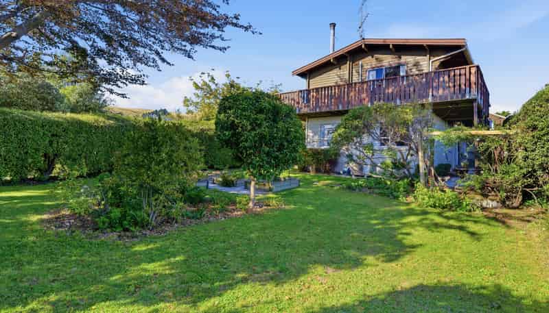 365 Centaurus Road, Hillsborough