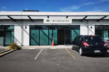 108sqm retail units for lease in Albany