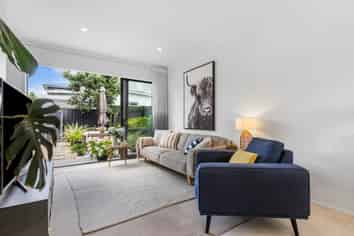 11 Fairgray Lane, Red Beach