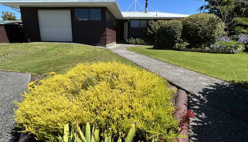 2 Whitcombe Terrace, Hokitika