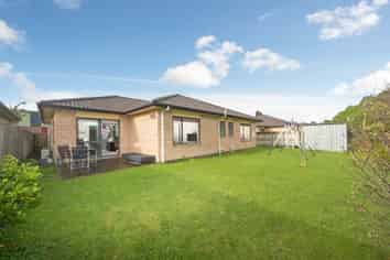 13 Woodbank Drive, Glen Eden