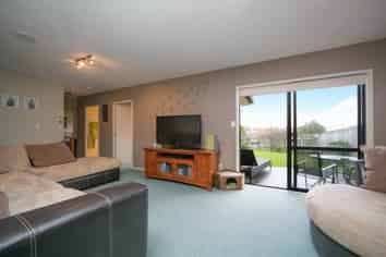 13 Woodbank Drive, Glen Eden