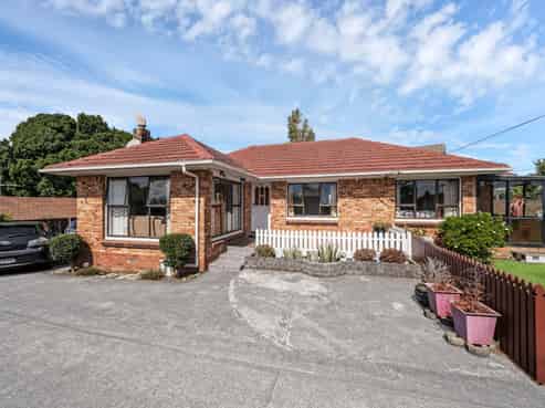 23 Cornwall Road, Papatoetoe