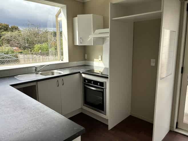 25A Kelman Road, Kelston