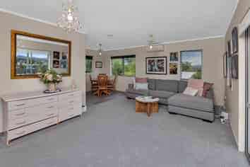 11B Robin Hood Place, Onerahi