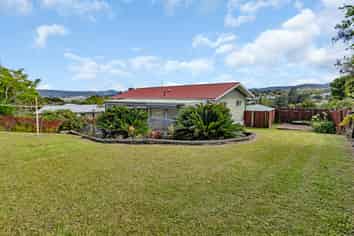 11B Robin Hood Place, Onerahi
