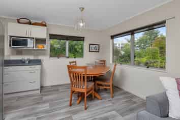 11B Robin Hood Place, Onerahi