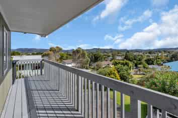 11B Robin Hood Place, Onerahi