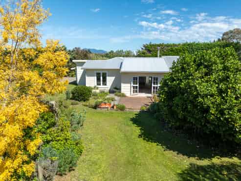 190 Regent Street, Martinborough