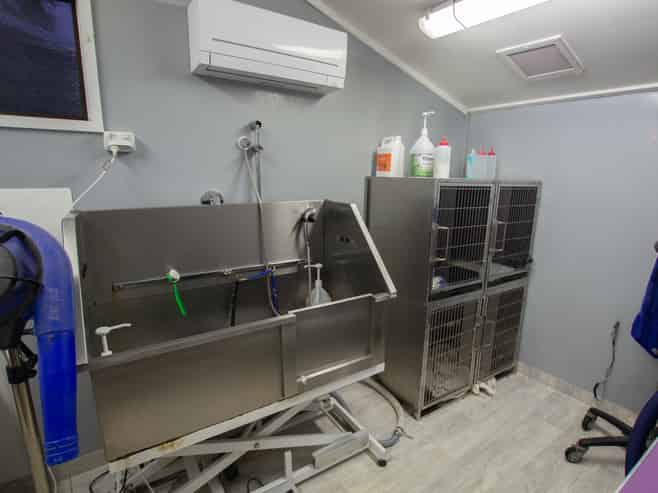 37 Lincoln Road, Addington