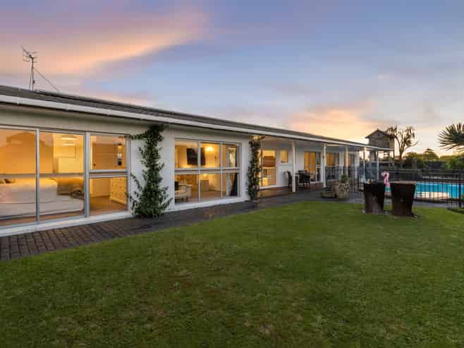 23 Featherston Street, Levin