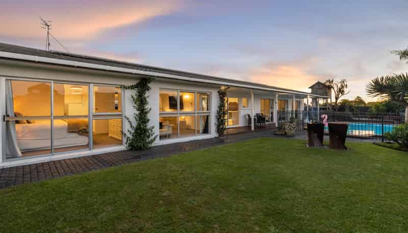 23 Featherston Street, Levin