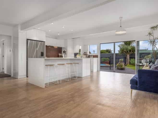 23 Featherston Street, Levin