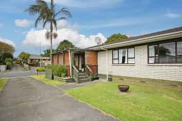 30 Riverside Drive, Waiuku