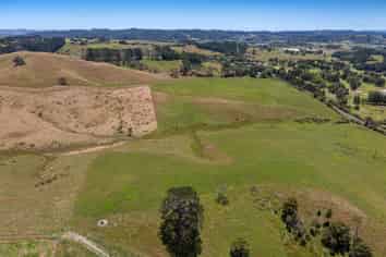 240 Peak Road, Helensville