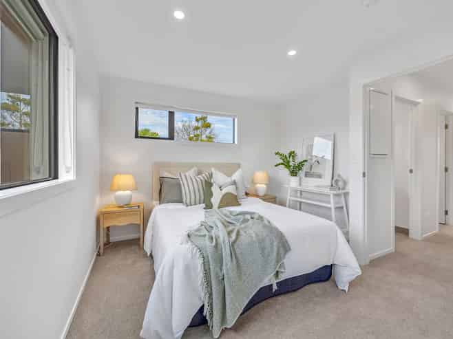 18/ Tamaota terrace, Orewa