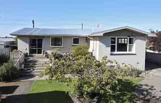 84 Findlay Road, Ascot