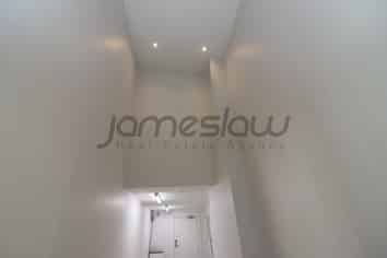 VENDOR BLEEDING – MUST SELL. Queen St Retail.