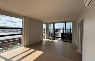 303/82 Te Oneroa Way, Long Bay