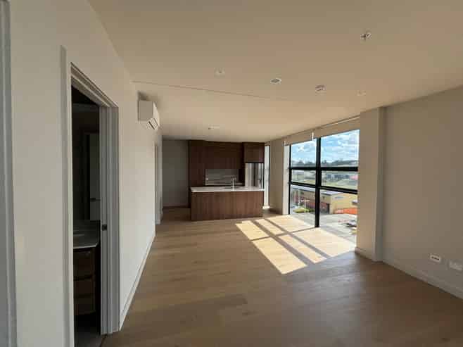 303/82 Te Oneroa Way, Long Bay
