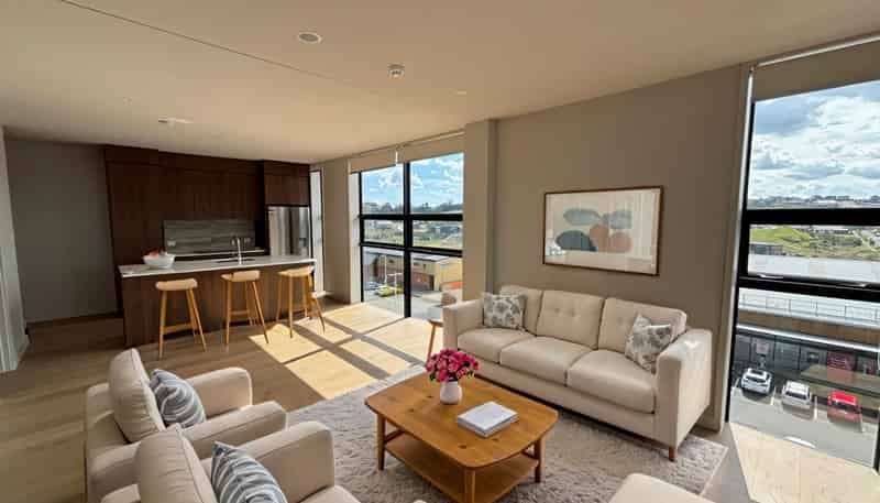 303/82 Te Oneroa Way, Long Bay