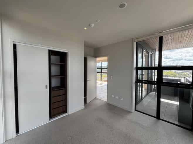303/82 Te Oneroa Way, Long Bay