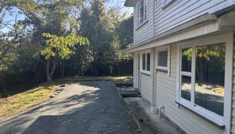 78 Washington Road, Washington Valley